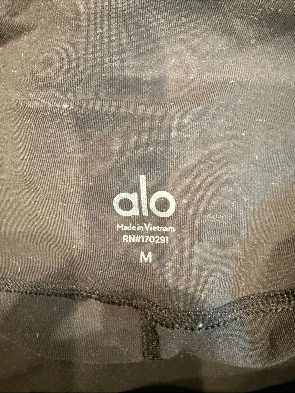 ALO Yoga Black Active Leggings with Subtle Logo - Picture 3 of 3